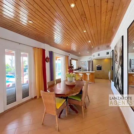 Gabriela - Villa Playa Blanca (Lanzarote)